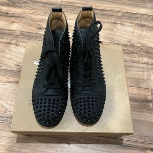 Christian Louboutin- Calf leather and spikes - Black